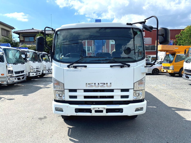 いすゞフォワードクレーン5段中型（4t）[写真05]