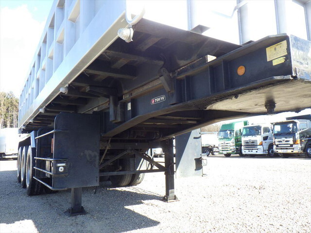 その他のメーカーその他の車種土砂禁ダンプトレーラー大型（10t）[写真17]