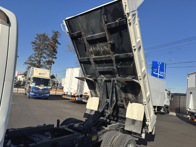 日野デュトロダンプ小型（2t・3t）[写真16]