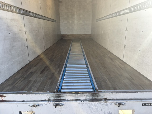 日野レンジャーアルミバン中型（4t）[写真19]