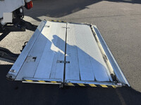 日野レンジャーアルミバン中型（4t）[写真26]