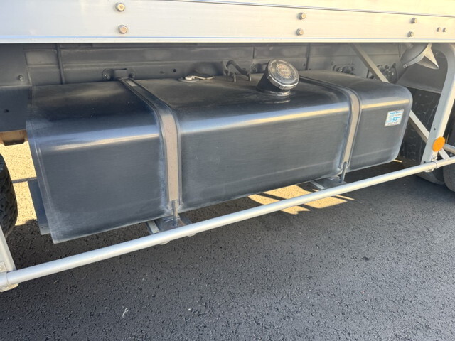 日野レンジャーアルミバン中型（4t）[写真30]