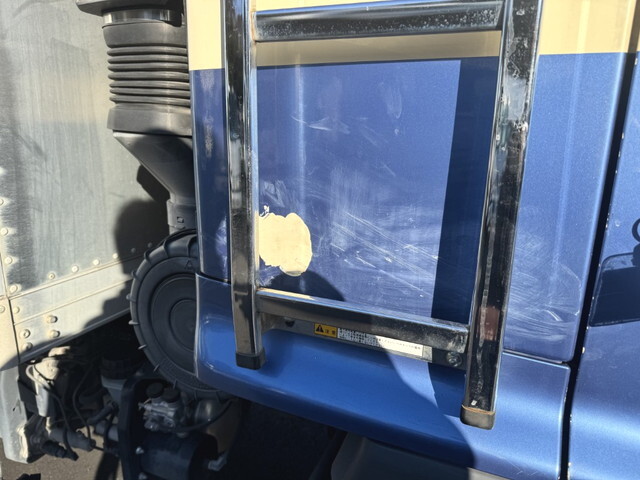 日野レンジャーアルミバン中型（4t）[写真34]