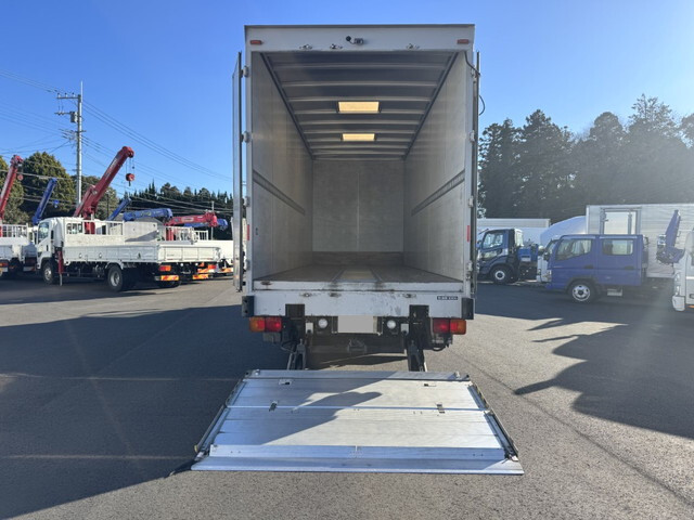 日野レンジャーアルミバン中型（4t）[写真09]