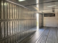 いすゞギガ冷凍車（冷蔵車）大型（10t）[写真11]