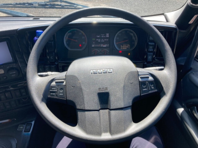 いすゞギガ冷凍車（冷蔵車）大型（10t）[写真30]