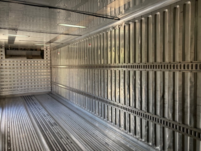 いすゞギガ冷凍車（冷蔵車）大型（10t）[写真09]