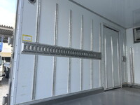 三菱ふそうキャンター冷凍車（冷蔵車）小型（2t・3t）[写真17]