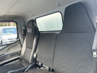 三菱ふそうキャンター冷凍車（冷蔵車）小型（2t・3t）[写真25]