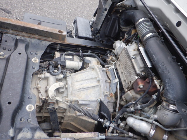 いすゞエルフダンプ小型（2t・3t）[写真13]