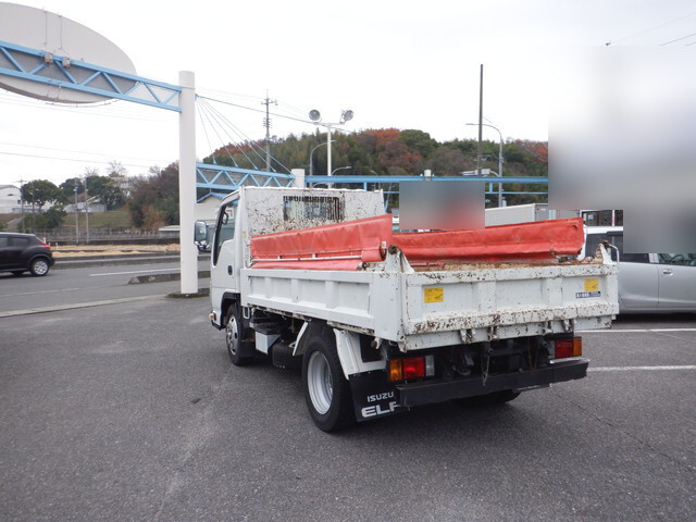 いすゞエルフダンプ小型（2t・3t）[写真02]