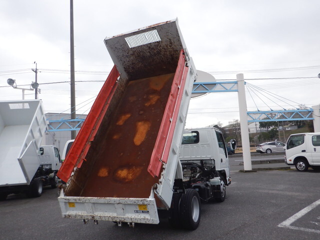 いすゞエルフダンプ小型（2t・3t）[写真04]