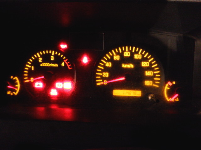 いすゞエルフダンプ小型（2t・3t）[写真40]