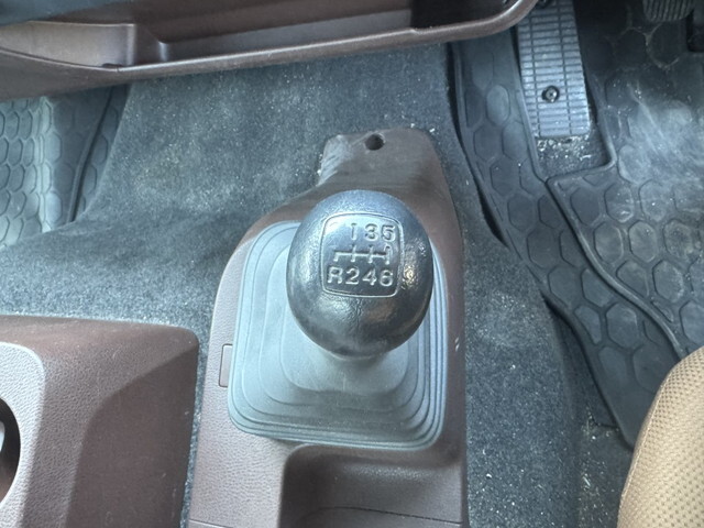 日野レンジャーアルミブロック中型（4t）[写真17]