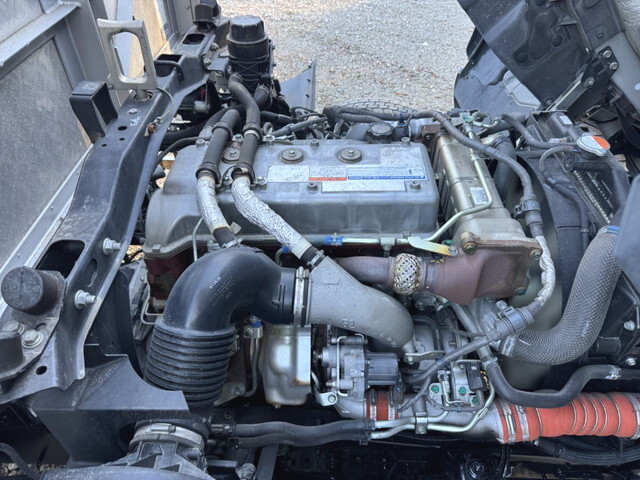 日野レンジャーアルミブロック中型（4t）[写真23]