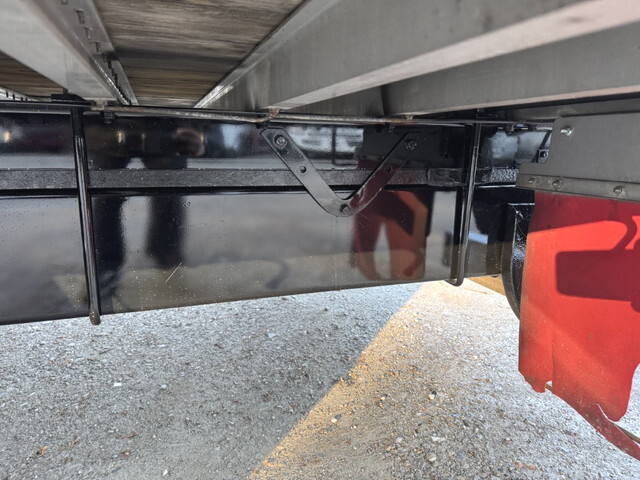 日野レンジャーアルミブロック中型（4t）[写真28]