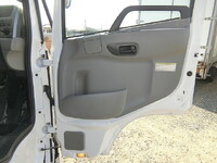 UDトラックスコンドルアルミウイング中型（4t）[写真26]