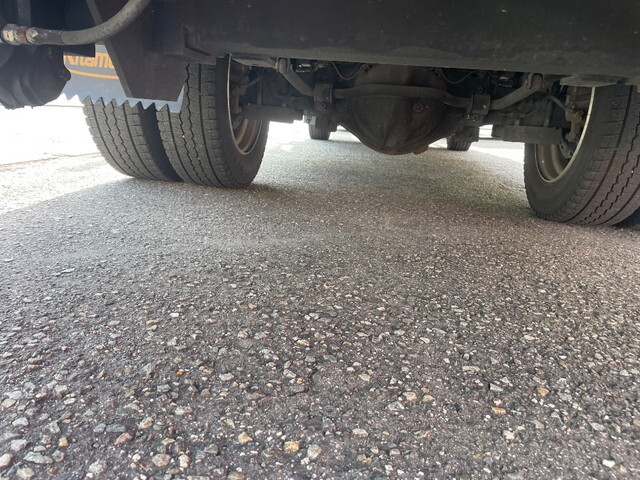 日野デュトロアルミバン小型（2t・3t）[写真24]