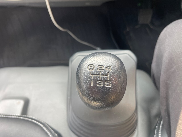 日野デュトロアルミバン小型（2t・3t）[写真35]