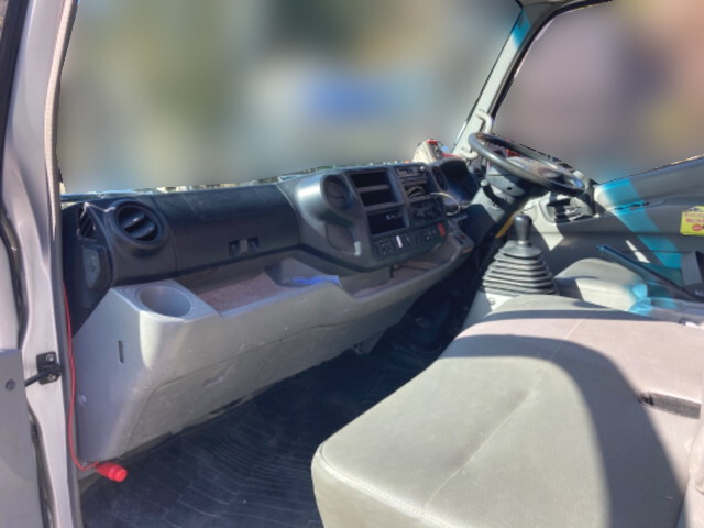 日野デュトロクレーン3段小型（2t・3t）[写真29]