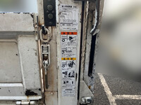 日野デュトロ平ボディ小型（2t・3t）[写真15]