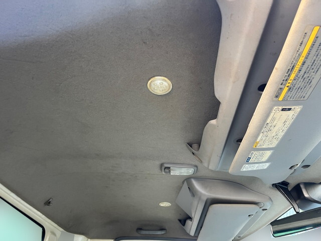 日野デュトロ平ボディ小型（2t・3t）[写真28]