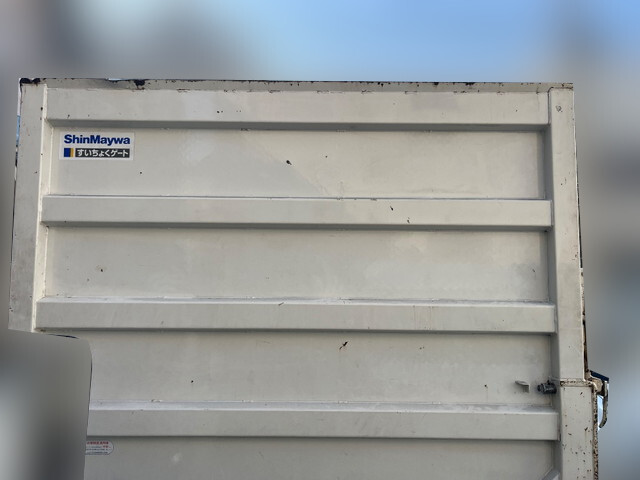 日野デュトロ平ボディ小型（2t・3t）[写真09]