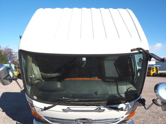 日野レンジャークレーン5段増トン（6t・8t）[写真14]