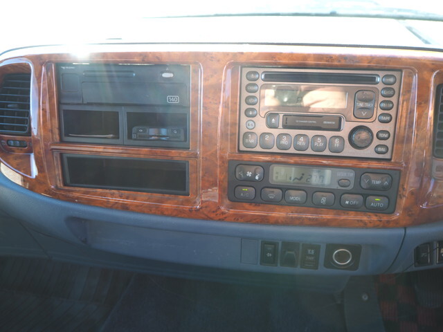 日野レンジャークレーン5段増トン（6t・8t）[写真38]