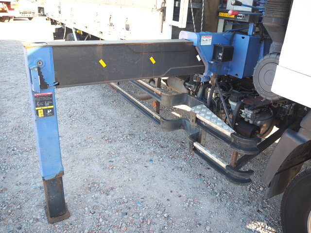 日野レンジャークレーン5段増トン（6t・8t）[写真07]