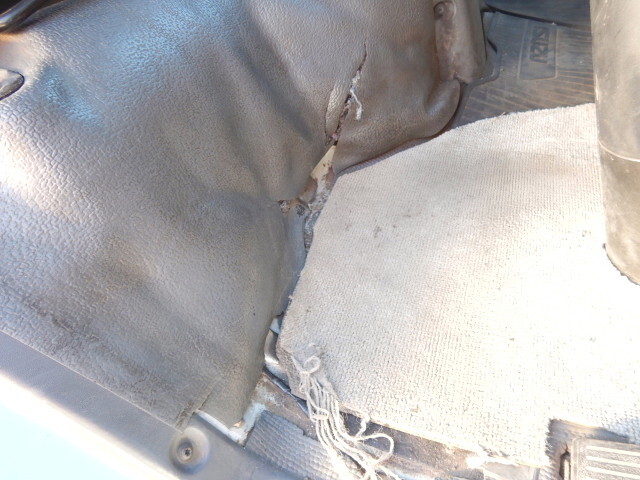 いすゞエルフダンプ小型（2t・3t）[写真24]