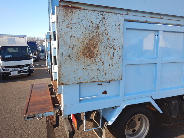 いすゞエルフダンプ小型（2t・3t）[写真33]