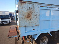 いすゞエルフダンプ小型（2t・3t）[写真34]