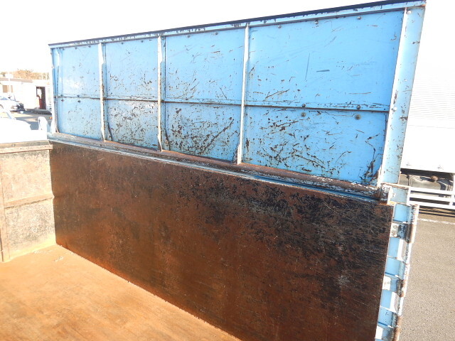 いすゞエルフダンプ小型（2t・3t）[写真37]