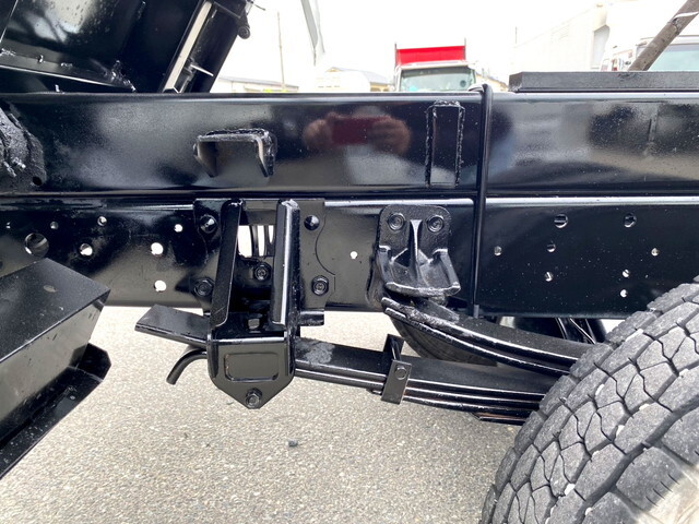 いすゞフォワードダンプ中型（4t）[写真18]