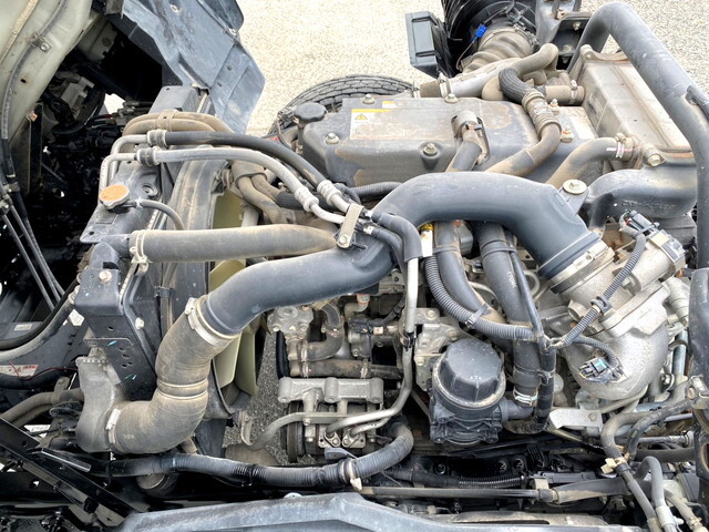 いすゞフォワードダンプ中型（4t）[写真24]