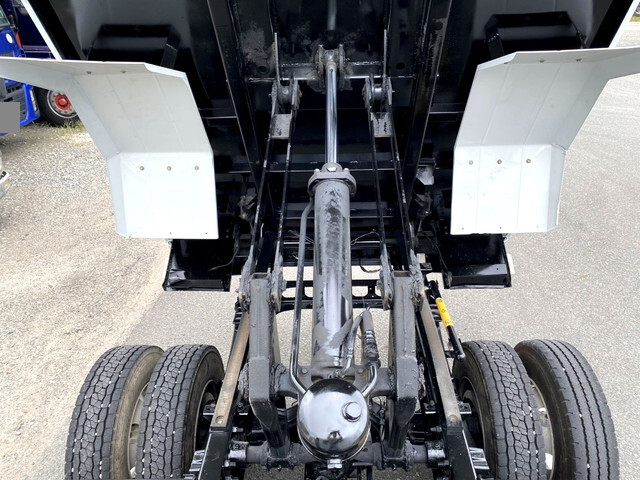 いすゞフォワードダンプ中型（4t）[写真09]