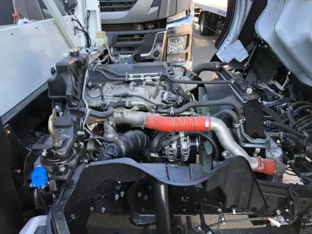 三菱ふそうキャンターキャリアカー小型（2t・3t）[写真13]