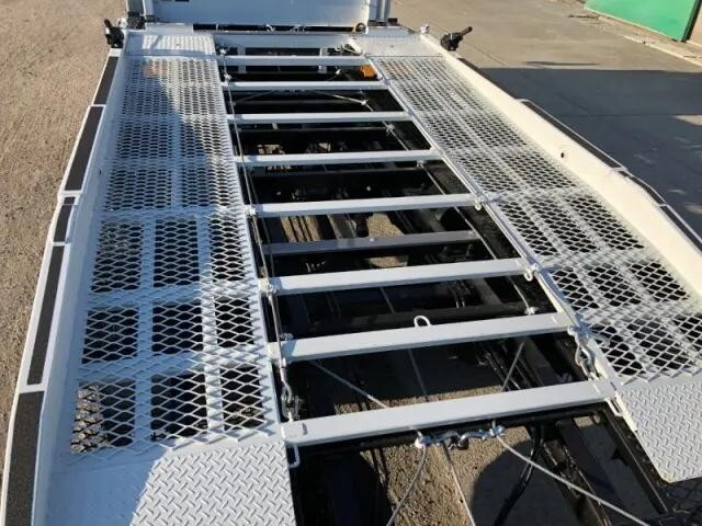 三菱ふそうキャンターキャリアカー小型（2t・3t）[写真23]