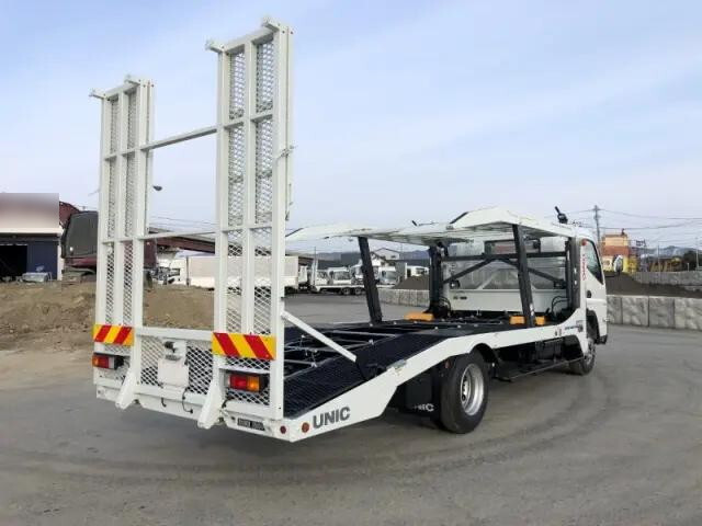 三菱ふそうキャンターキャリアカー小型（2t・3t）[写真04]