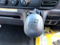 三菱ふそうキャンターキャリアカー小型（2t・3t）[写真09]