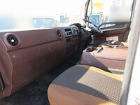 日野レンジャーアルミブロック中型（4t）[写真31]