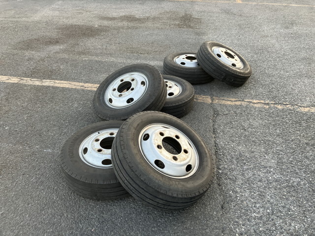 いすゞエルフアルミバン小型（2t・3t）[写真15]