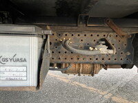 いすゞエルフアルミバン小型（2t・3t）[写真21]