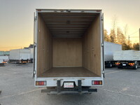 いすゞエルフアルミバン小型（2t・3t）[写真09]