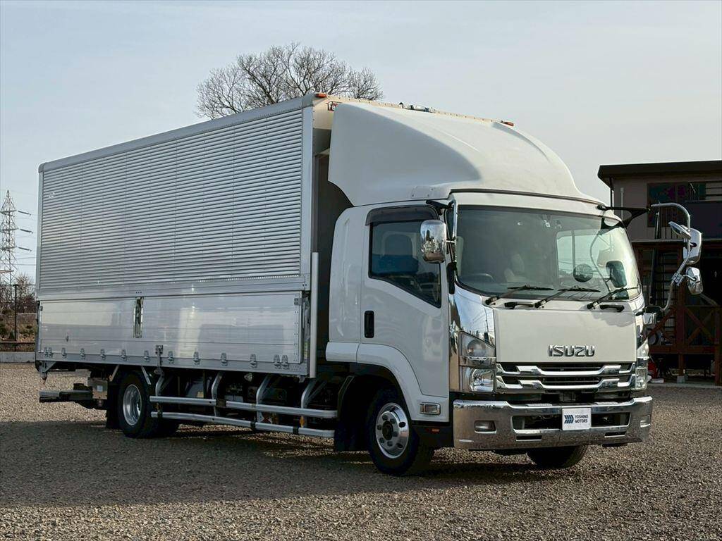 いすゞフォワードアルミウイング中型（4t）[写真02]