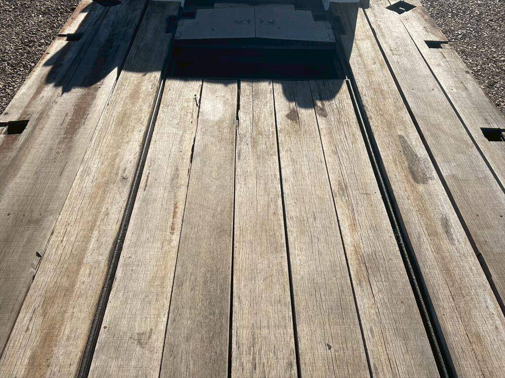 その他のメーカーその他の車種重機運搬トレーラー大型（10t）[写真10]