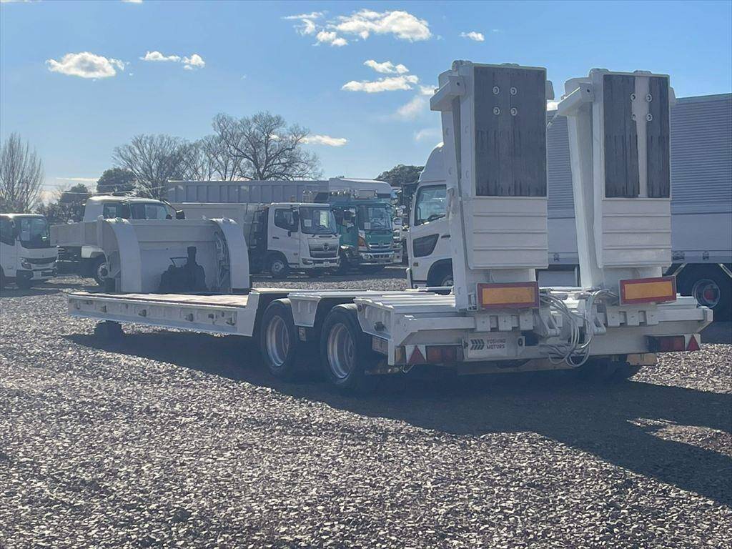 その他のメーカーその他の車種重機運搬トレーラー大型（10t）[写真02]