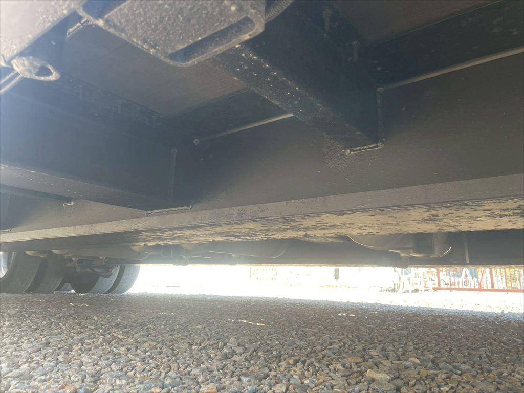 その他のメーカーその他の車種重機運搬トレーラー大型（10t）[写真21]