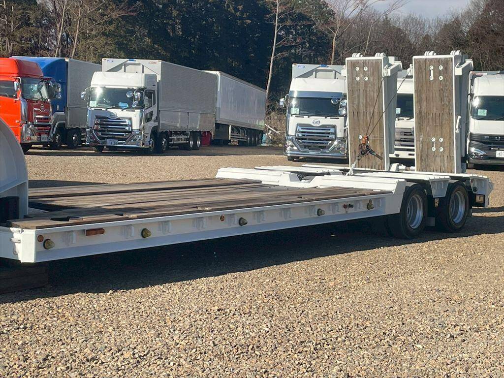 その他のメーカーその他の車種重機運搬トレーラー大型（10t）[写真06]